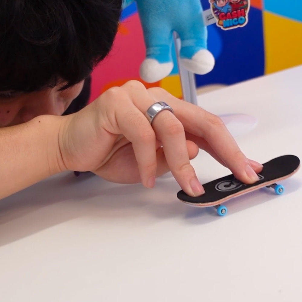 Cash Speed Racer Skate Toy!